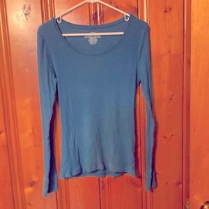 Size says Large but fits like a medium Medium Women’s Faded Glory top